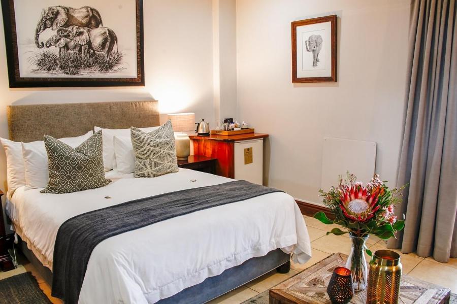 Knysna Elephant Park Lodge เพลตเตนเบิร์กเบย์ ภายนอก รูปภาพ