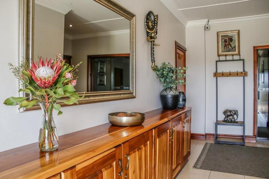 Knysna Elephant Park Lodge เพลตเตนเบิร์กเบย์ ภายนอก รูปภาพ
