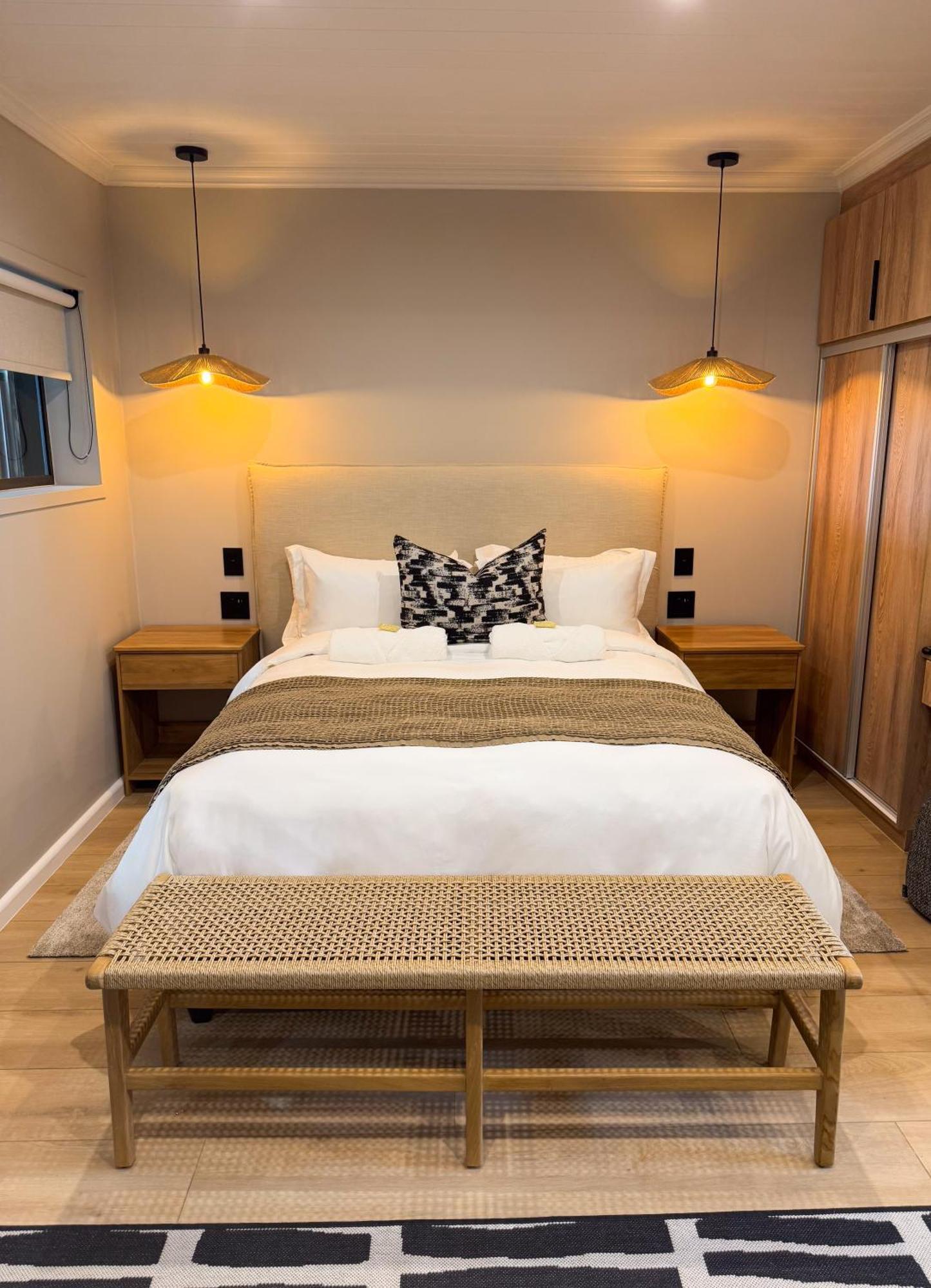 Knysna Elephant Park Lodge เพลตเตนเบิร์กเบย์ ภายนอก รูปภาพ