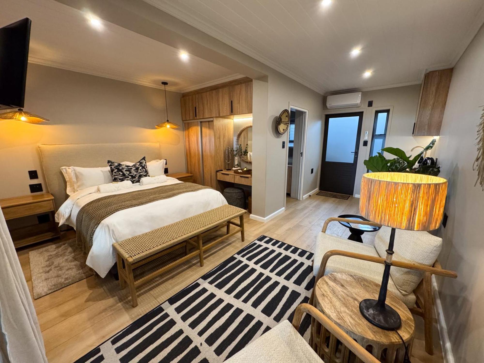 Knysna Elephant Park Lodge เพลตเตนเบิร์กเบย์ ภายนอก รูปภาพ