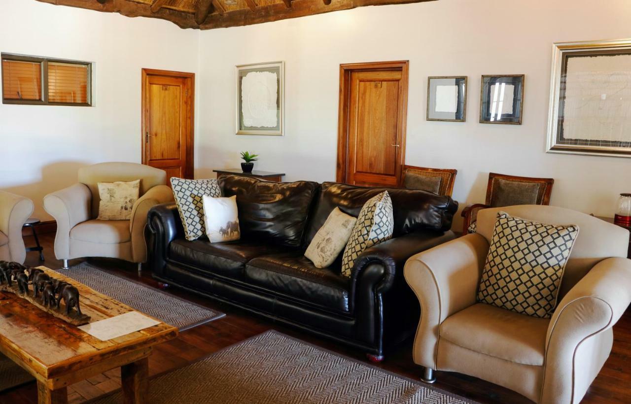Knysna Elephant Park Lodge เพลตเตนเบิร์กเบย์ ภายนอก รูปภาพ