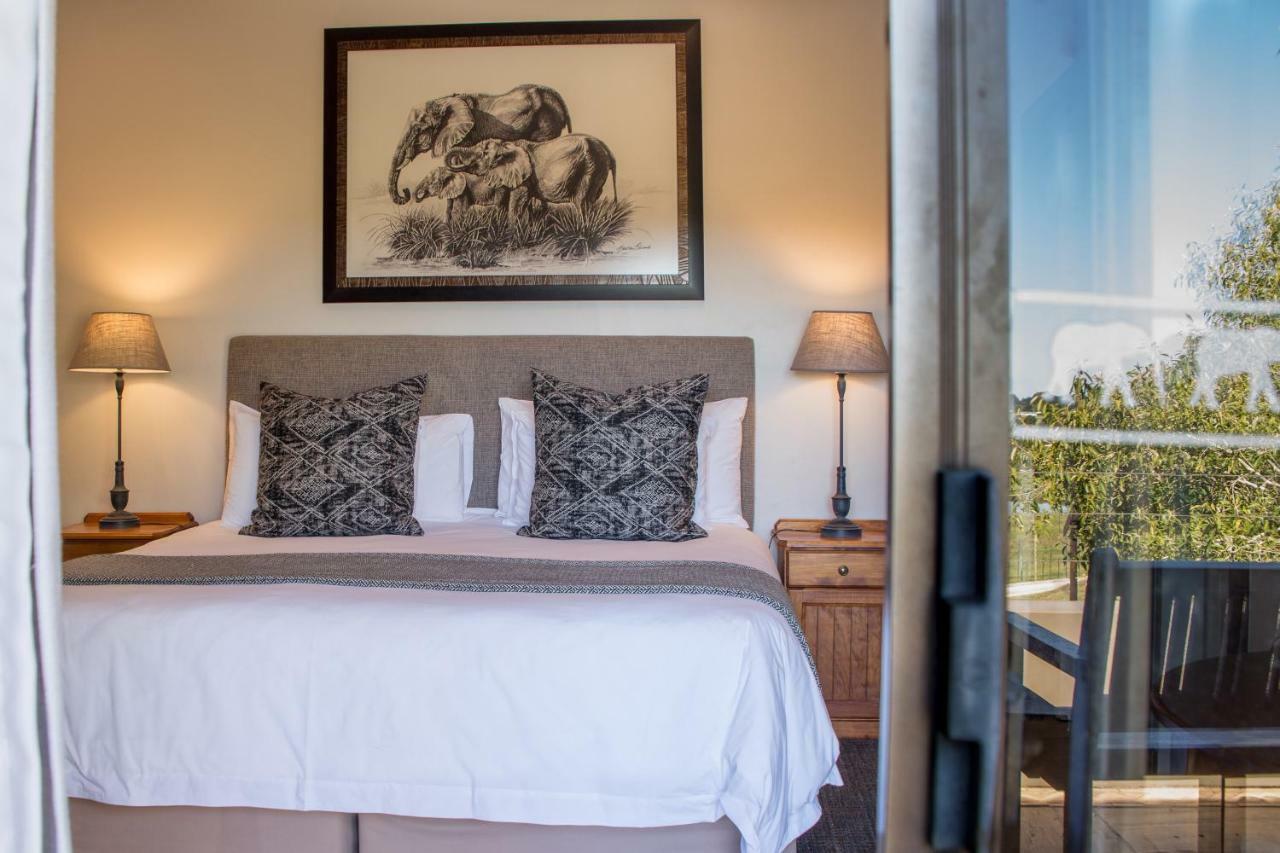 Knysna Elephant Park Lodge เพลตเตนเบิร์กเบย์ ภายนอก รูปภาพ