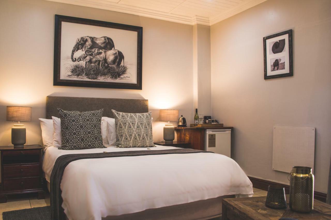 Knysna Elephant Park Lodge เพลตเตนเบิร์กเบย์ ภายนอก รูปภาพ